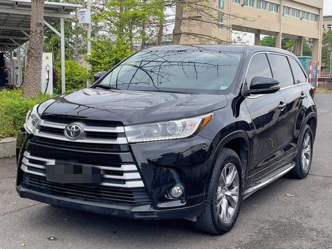 Toyota Highlander 2021