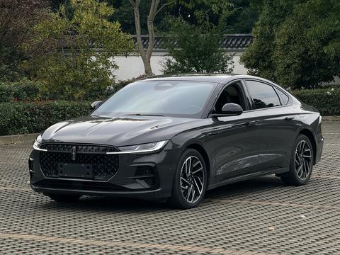 Lincoln Z 2022