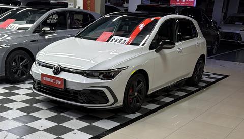 Volkswagen Golf 2021