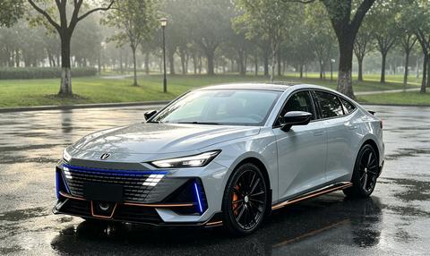 Changan UNI-V 2022