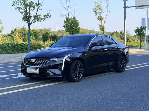 Cadillac CT4 2022