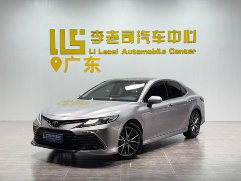 Toyota Camry 2021