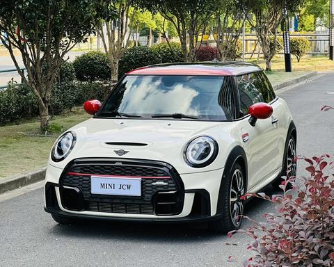 MINI JCW 2023