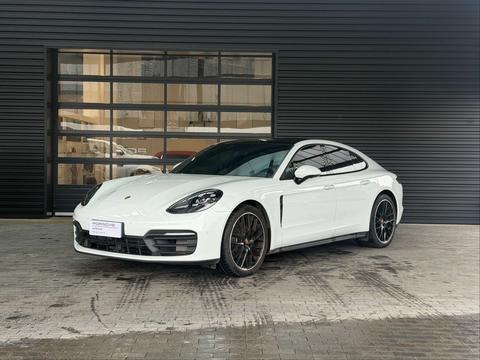 Porsche Panamera 2023
