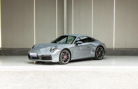Porsche 911 2023