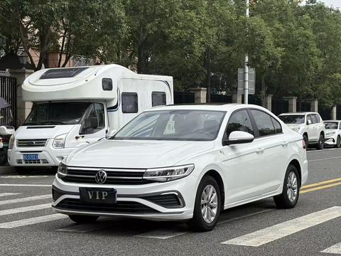 Volkswagen Bora 2023