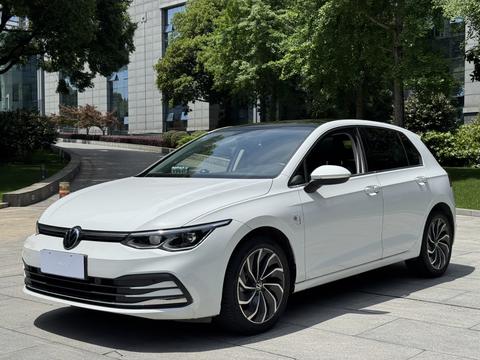 Volkswagen Golf 2023
