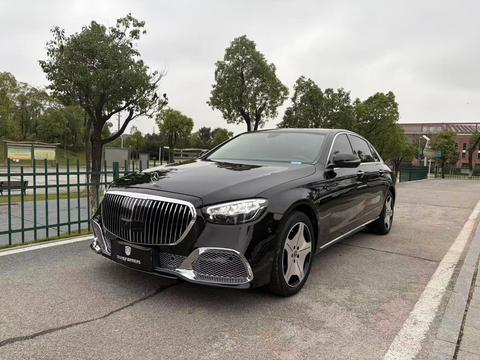 Mercedes-Benz E-Class 2023