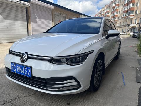 Volkswagen Golf 2021