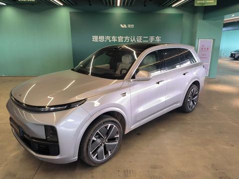 Li Auto L8 2025