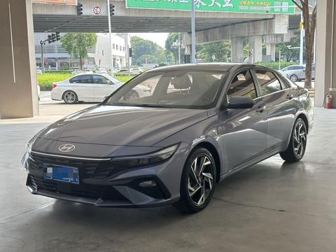 Hyundai Elantra 2023