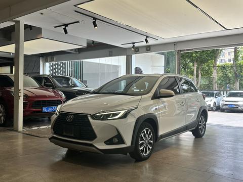 Toyota Yaris L 2022