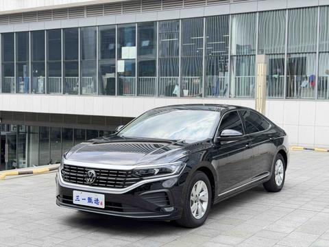 Volkswagen Passat 2023
