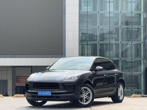 Porsche Macan 2022