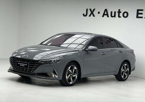 Hyundai Elantra 2022