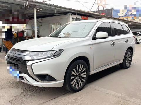 Mitsubishi Outlander 2021