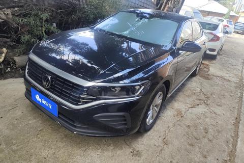 Volkswagen Passat 2023