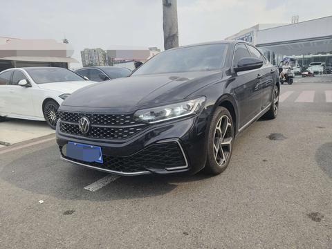 Volkswagen Passat 2025