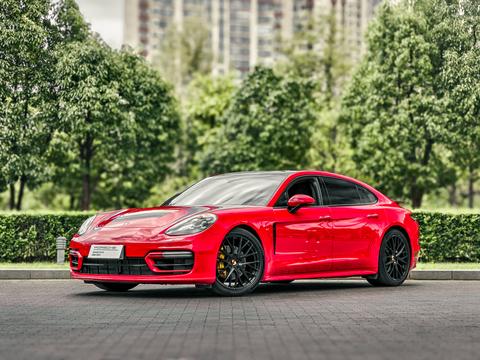 Porsche Panamera 2021