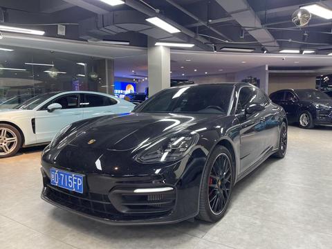 Porsche Panamera 2023