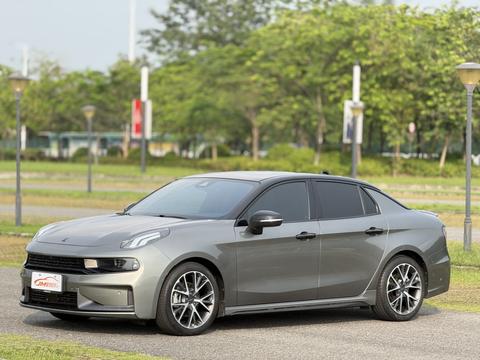 Lynk & Co 03 2022