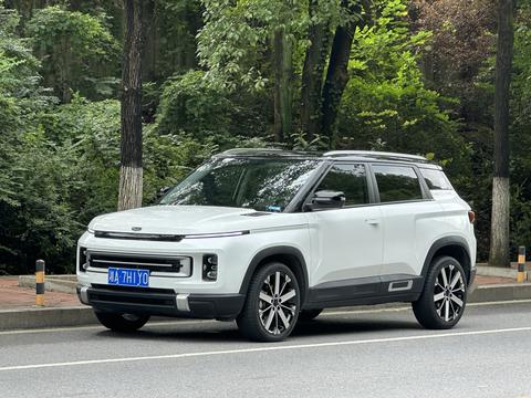 Geely Icon 2023
