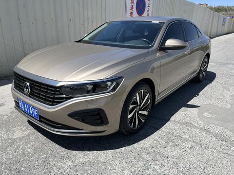 Volkswagen Passat 2022