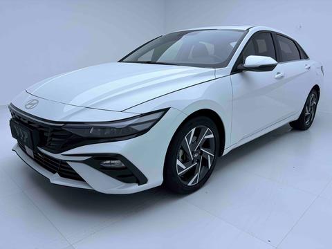 Hyundai Elantra 2023