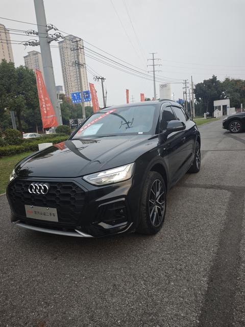 Audi Q5L 2025