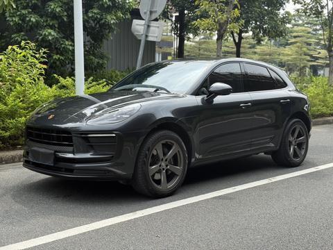 Porsche Macan 2025