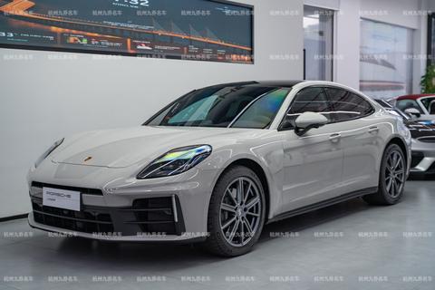 Porsche Panamera 2024