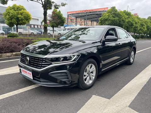 Volkswagen Passat 2025