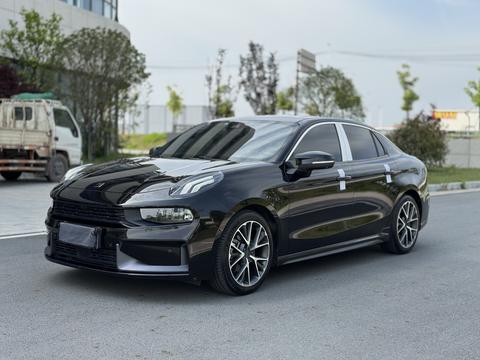 Lynk & Co 03 2020
