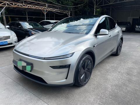 Tesla Model Y 2025