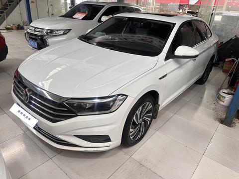 Volkswagen Sagitar 2022