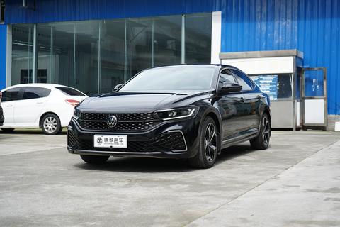 Volkswagen Passat 2024