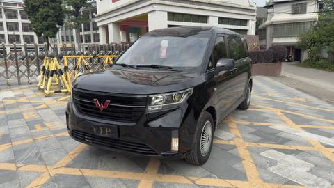 Wuling Zhengcheng 2021–2022