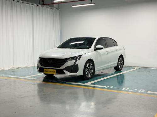 Peugeot 408 2022