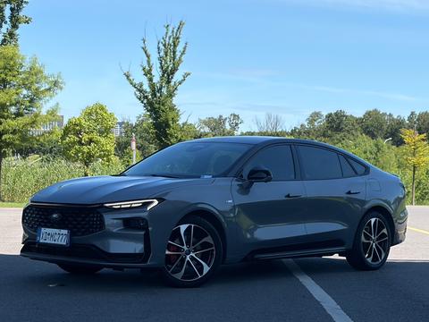 Ford Mondeo 2022