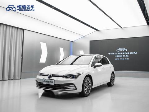 Volkswagen Golf 2024