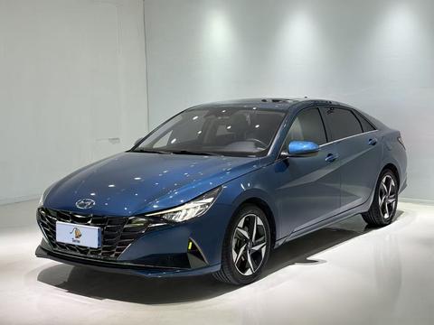 Hyundai Elantra 2022