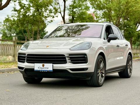 Porsche Cayenne 2022