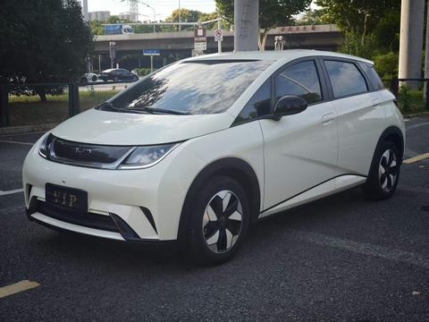 BYD Dolphin 2025