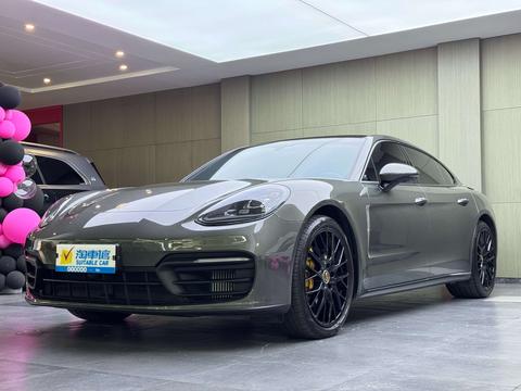 Porsche Panamera 2023