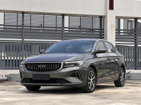 Geely Emgrand 2022