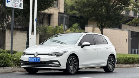 Volkswagen Golf 2021