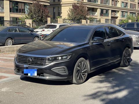 Volkswagen Passat 2025