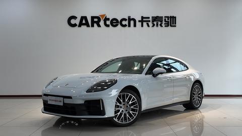 Porsche Panamera 2024