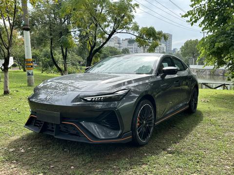 Changan UNI-V 2025