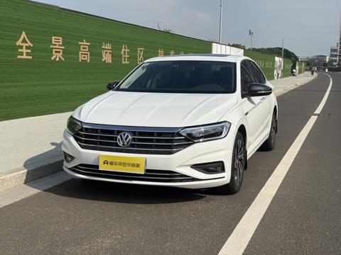 Volkswagen Sagitar 2022